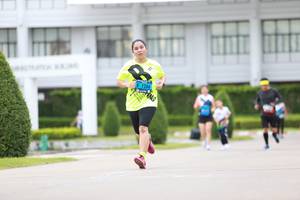 BIB: 1266
                            <button type="button" onclick="openModal(4678609)" class="btn btn-primary btn-sm float-right btn-popup" data-toggle="modal" data-target=".modal-high-quality">
                        <i class="fas fa-shopping-cart"></i> Add to Cart
                    </button>
                                            <button type="button" onclick="isThisMe(4678609, true)" class="btn btn-success btn-sm float-right btn-popup btn-isme hidden" data-toggle="tooltip" data-placement="bottom" title="นี่คือรูปของคุณใช่ไหม คลิกที่นี่เพื่อเอาเข้าอัลบั้ม">
                        <i class="fas fa-plus"></i> Add to album
                    </button>
                    <button type="button" onclick="isThisMe(4678609, false)" class="btn btn-warning btn-sm float-right btn-popup btn-isnotme hidden">
                        <i class="fas fa-ban"></i> Remove from album
                    </button>