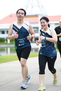 BIB: 9922, 3921
                            <button type="button" onclick="openModal(4678306)" class="btn btn-primary btn-sm float-right btn-popup" data-toggle="modal" data-target=".modal-high-quality">
                        <i class="fas fa-shopping-cart"></i> Add to Cart
                    </button>
                                            <button type="button" onclick="isThisMe(4678306, true)" class="btn btn-success btn-sm float-right btn-popup btn-isme hidden" data-toggle="tooltip" data-placement="bottom" title="นี่คือรูปของคุณใช่ไหม คลิกที่นี่เพื่อเอาเข้าอัลบั้ม">
                        <i class="fas fa-plus"></i> Add to album
                    </button>
                    <button type="button" onclick="isThisMe(4678306, false)" class="btn btn-warning btn-sm float-right btn-popup btn-isnotme hidden">
                        <i class="fas fa-ban"></i> Remove from album
                    </button>