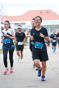 BIB: 1424
                            <button type="button" onclick="openModal(4676221)" class="btn btn-primary btn-sm float-right btn-popup" data-toggle="modal" data-target=".modal-high-quality">
                        <i class="fas fa-shopping-cart"></i> Add to Cart
                    </button>
                                            <button type="button" onclick="isThisMe(4676221, true)" class="btn btn-success btn-sm float-right btn-popup btn-isme hidden" data-toggle="tooltip" data-placement="bottom" title="นี่คือรูปของคุณใช่ไหม คลิกที่นี่เพื่อเอาเข้าอัลบั้ม">
                        <i class="fas fa-plus"></i> Add to album
                    </button>
                    <button type="button" onclick="isThisMe(4676221, false)" class="btn btn-warning btn-sm float-right btn-popup btn-isnotme hidden">
                        <i class="fas fa-ban"></i> Remove from album
                    </button>