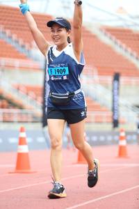 BIB: 1909
                            <button type="button" onclick="openModal(4570844)" class="btn btn-primary btn-sm float-right btn-popup" data-toggle="modal" data-target=".modal-high-quality">
                        <i class="fas fa-shopping-cart"></i> Add to Cart
                    </button>
                                            <button type="button" onclick="isThisMe(4570844, true)" class="btn btn-success btn-sm float-right btn-popup btn-isme hidden" data-toggle="tooltip" data-placement="bottom" title="นี่คือรูปของคุณใช่ไหม คลิกที่นี่เพื่อเอาเข้าอัลบั้ม">
                        <i class="fas fa-plus"></i> Add to album
                    </button>
                    <button type="button" onclick="isThisMe(4570844, false)" class="btn btn-warning btn-sm float-right btn-popup btn-isnotme hidden">
                        <i class="fas fa-ban"></i> Remove from album
                    </button>