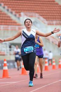 BIB: 1950
                            <button type="button" onclick="openModal(4568003)" class="btn btn-primary btn-sm float-right btn-popup" data-toggle="modal" data-target=".modal-high-quality">
                        <i class="fas fa-shopping-cart"></i> Add to Cart
                    </button>
                                            <button type="button" onclick="isThisMe(4568003, true)" class="btn btn-success btn-sm float-right btn-popup btn-isme hidden" data-toggle="tooltip" data-placement="bottom" title="นี่คือรูปของคุณใช่ไหม คลิกที่นี่เพื่อเอาเข้าอัลบั้ม">
                        <i class="fas fa-plus"></i> Add to album
                    </button>
                    <button type="button" onclick="isThisMe(4568003, false)" class="btn btn-warning btn-sm float-right btn-popup btn-isnotme hidden">
                        <i class="fas fa-ban"></i> Remove from album
                    </button>