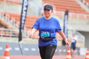 BIB: 1622
                            <button type="button" onclick="openModal(4572911)" class="btn btn-primary btn-sm float-right btn-popup" data-toggle="modal" data-target=".modal-high-quality">
                        <i class="fas fa-shopping-cart"></i> Add to Cart
                    </button>
                                            <button type="button" onclick="isThisMe(4572911, true)" class="btn btn-success btn-sm float-right btn-popup btn-isme hidden" data-toggle="tooltip" data-placement="bottom" title="นี่คือรูปของคุณใช่ไหม คลิกที่นี่เพื่อเอาเข้าอัลบั้ม">
                        <i class="fas fa-plus"></i> Add to album
                    </button>
                    <button type="button" onclick="isThisMe(4572911, false)" class="btn btn-warning btn-sm float-right btn-popup btn-isnotme hidden">
                        <i class="fas fa-ban"></i> Remove from album
                    </button>