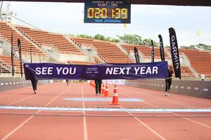 BIB: 020, 139
                            <button type="button" onclick="openModal(4573161)" class="btn btn-primary btn-sm float-right btn-popup" data-toggle="modal" data-target=".modal-high-quality">
                        <i class="fas fa-shopping-cart"></i> Add to Cart
                    </button>
                                            <button type="button" onclick="isThisMe(4573161, true)" class="btn btn-success btn-sm float-right btn-popup btn-isme hidden" data-toggle="tooltip" data-placement="bottom" title="นี่คือรูปของคุณใช่ไหม คลิกที่นี่เพื่อเอาเข้าอัลบั้ม">
                        <i class="fas fa-plus"></i> Add to album
                    </button>
                    <button type="button" onclick="isThisMe(4573161, false)" class="btn btn-warning btn-sm float-right btn-popup btn-isnotme hidden">
                        <i class="fas fa-ban"></i> Remove from album
                    </button>