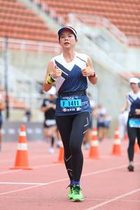 BIB: 1411
                            <button type="button" onclick="openModal(4569013)" class="btn btn-primary btn-sm float-right btn-popup" data-toggle="modal" data-target=".modal-high-quality">
                        <i class="fas fa-shopping-cart"></i> Add to Cart
                    </button>
                                            <button type="button" onclick="isThisMe(4569013, true)" class="btn btn-success btn-sm float-right btn-popup btn-isme hidden" data-toggle="tooltip" data-placement="bottom" title="นี่คือรูปของคุณใช่ไหม คลิกที่นี่เพื่อเอาเข้าอัลบั้ม">
                        <i class="fas fa-plus"></i> Add to album
                    </button>
                    <button type="button" onclick="isThisMe(4569013, false)" class="btn btn-warning btn-sm float-right btn-popup btn-isnotme hidden">
                        <i class="fas fa-ban"></i> Remove from album
                    </button>