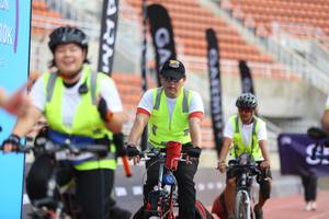 BIB: 
                            <button type="button" onclick="openModal(4573109)" class="btn btn-primary btn-sm float-right btn-popup" data-toggle="modal" data-target=".modal-high-quality">
                        <i class="fas fa-shopping-cart"></i> Add to Cart
                    </button>
                                            <button type="button" onclick="isThisMe(4573109, true)" class="btn btn-success btn-sm float-right btn-popup btn-isme hidden" data-toggle="tooltip" data-placement="bottom" title="นี่คือรูปของคุณใช่ไหม คลิกที่นี่เพื่อเอาเข้าอัลบั้ม">
                        <i class="fas fa-plus"></i> Add to album
                    </button>
                    <button type="button" onclick="isThisMe(4573109, false)" class="btn btn-warning btn-sm float-right btn-popup btn-isnotme hidden">
                        <i class="fas fa-ban"></i> Remove from album
                    </button>