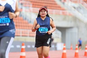 BIB: 2675, 2261
                            <button type="button" onclick="openModal(4572895)" class="btn btn-primary btn-sm float-right btn-popup" data-toggle="modal" data-target=".modal-high-quality">
                        <i class="fas fa-shopping-cart"></i> Add to Cart
                    </button>
                                            <button type="button" onclick="isThisMe(4572895, true)" class="btn btn-success btn-sm float-right btn-popup btn-isme hidden" data-toggle="tooltip" data-placement="bottom" title="นี่คือรูปของคุณใช่ไหม คลิกที่นี่เพื่อเอาเข้าอัลบั้ม">
                        <i class="fas fa-plus"></i> Add to album
                    </button>
                    <button type="button" onclick="isThisMe(4572895, false)" class="btn btn-warning btn-sm float-right btn-popup btn-isnotme hidden">
                        <i class="fas fa-ban"></i> Remove from album
                    </button>