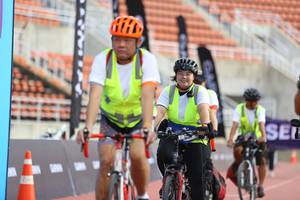 BIB: 
                            <button type="button" onclick="openModal(4573085)" class="btn btn-primary btn-sm float-right btn-popup" data-toggle="modal" data-target=".modal-high-quality">
                        <i class="fas fa-shopping-cart"></i> Add to Cart
                    </button>
                                            <button type="button" onclick="isThisMe(4573085, true)" class="btn btn-success btn-sm float-right btn-popup btn-isme hidden" data-toggle="tooltip" data-placement="bottom" title="นี่คือรูปของคุณใช่ไหม คลิกที่นี่เพื่อเอาเข้าอัลบั้ม">
                        <i class="fas fa-plus"></i> Add to album
                    </button>
                    <button type="button" onclick="isThisMe(4573085, false)" class="btn btn-warning btn-sm float-right btn-popup btn-isnotme hidden">
                        <i class="fas fa-ban"></i> Remove from album
                    </button>