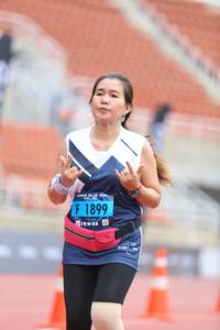 BIB: 1899
                            <button type="button" onclick="openModal(4572452)" class="btn btn-primary btn-sm float-right btn-popup" data-toggle="modal" data-target=".modal-high-quality">
                        <i class="fas fa-shopping-cart"></i> Add to Cart
                    </button>
                                            <button type="button" onclick="isThisMe(4572452, true)" class="btn btn-success btn-sm float-right btn-popup btn-isme hidden" data-toggle="tooltip" data-placement="bottom" title="นี่คือรูปของคุณใช่ไหม คลิกที่นี่เพื่อเอาเข้าอัลบั้ม">
                        <i class="fas fa-plus"></i> Add to album
                    </button>
                    <button type="button" onclick="isThisMe(4572452, false)" class="btn btn-warning btn-sm float-right btn-popup btn-isnotme hidden">
                        <i class="fas fa-ban"></i> Remove from album
                    </button>