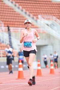 BIB: 1638
                            <button type="button" onclick="openModal(4570474)" class="btn btn-primary btn-sm float-right btn-popup" data-toggle="modal" data-target=".modal-high-quality">
                        <i class="fas fa-shopping-cart"></i> Add to Cart
                    </button>
                                            <button type="button" onclick="isThisMe(4570474, true)" class="btn btn-success btn-sm float-right btn-popup btn-isme hidden" data-toggle="tooltip" data-placement="bottom" title="นี่คือรูปของคุณใช่ไหม คลิกที่นี่เพื่อเอาเข้าอัลบั้ม">
                        <i class="fas fa-plus"></i> Add to album
                    </button>
                    <button type="button" onclick="isThisMe(4570474, false)" class="btn btn-warning btn-sm float-right btn-popup btn-isnotme hidden">
                        <i class="fas fa-ban"></i> Remove from album
                    </button>