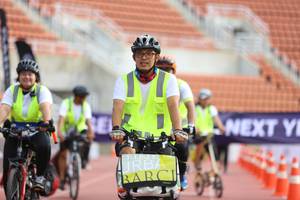 BIB: 
                            <button type="button" onclick="openModal(4573082)" class="btn btn-primary btn-sm float-right btn-popup" data-toggle="modal" data-target=".modal-high-quality">
                        <i class="fas fa-shopping-cart"></i> Add to Cart
                    </button>
                                            <button type="button" onclick="isThisMe(4573082, true)" class="btn btn-success btn-sm float-right btn-popup btn-isme hidden" data-toggle="tooltip" data-placement="bottom" title="นี่คือรูปของคุณใช่ไหม คลิกที่นี่เพื่อเอาเข้าอัลบั้ม">
                        <i class="fas fa-plus"></i> Add to album
                    </button>
                    <button type="button" onclick="isThisMe(4573082, false)" class="btn btn-warning btn-sm float-right btn-popup btn-isnotme hidden">
                        <i class="fas fa-ban"></i> Remove from album
                    </button>