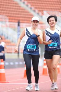 BIB: 1894, 1831
                            <button type="button" onclick="openModal(4571029)" class="btn btn-primary btn-sm float-right btn-popup" data-toggle="modal" data-target=".modal-high-quality">
                        <i class="fas fa-shopping-cart"></i> Add to Cart
                    </button>
                                            <button type="button" onclick="isThisMe(4571029, true)" class="btn btn-success btn-sm float-right btn-popup btn-isme hidden" data-toggle="tooltip" data-placement="bottom" title="นี่คือรูปของคุณใช่ไหม คลิกที่นี่เพื่อเอาเข้าอัลบั้ม">
                        <i class="fas fa-plus"></i> Add to album
                    </button>
                    <button type="button" onclick="isThisMe(4571029, false)" class="btn btn-warning btn-sm float-right btn-popup btn-isnotme hidden">
                        <i class="fas fa-ban"></i> Remove from album
                    </button>