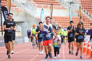 BIB: 7611, 
                            <button type="button" onclick="openModal(4573056)" class="btn btn-primary btn-sm float-right btn-popup" data-toggle="modal" data-target=".modal-high-quality">
                        <i class="fas fa-shopping-cart"></i> Add to Cart
                    </button>
                                            <button type="button" onclick="isThisMe(4573056, true)" class="btn btn-success btn-sm float-right btn-popup btn-isme hidden" data-toggle="tooltip" data-placement="bottom" title="นี่คือรูปของคุณใช่ไหม คลิกที่นี่เพื่อเอาเข้าอัลบั้ม">
                        <i class="fas fa-plus"></i> Add to album
                    </button>
                    <button type="button" onclick="isThisMe(4573056, false)" class="btn btn-warning btn-sm float-right btn-popup btn-isnotme hidden">
                        <i class="fas fa-ban"></i> Remove from album
                    </button>