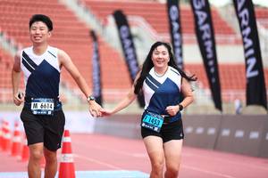 BIB: 1453, 6614
                            <button type="button" onclick="openModal(4597132)" class="btn btn-primary btn-sm float-right btn-popup" data-toggle="modal" data-target=".modal-high-quality">
                        <i class="fas fa-shopping-cart"></i> Add to Cart
                    </button>
                                            <button type="button" onclick="isThisMe(4597132, true)" class="btn btn-success btn-sm float-right btn-popup btn-isme hidden" data-toggle="tooltip" data-placement="bottom" title="นี่คือรูปของคุณใช่ไหม คลิกที่นี่เพื่อเอาเข้าอัลบั้ม">
                        <i class="fas fa-plus"></i> Add to album
                    </button>
                    <button type="button" onclick="isThisMe(4597132, false)" class="btn btn-warning btn-sm float-right btn-popup btn-isnotme hidden">
                        <i class="fas fa-ban"></i> Remove from album
                    </button>