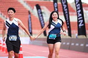 BIB: 1453, 6614
                            <button type="button" onclick="openModal(4597155)" class="btn btn-primary btn-sm float-right btn-popup" data-toggle="modal" data-target=".modal-high-quality">
                        <i class="fas fa-shopping-cart"></i> Add to Cart
                    </button>
                                            <button type="button" onclick="isThisMe(4597155, true)" class="btn btn-success btn-sm float-right btn-popup btn-isme hidden" data-toggle="tooltip" data-placement="bottom" title="นี่คือรูปของคุณใช่ไหม คลิกที่นี่เพื่อเอาเข้าอัลบั้ม">
                        <i class="fas fa-plus"></i> Add to album
                    </button>
                    <button type="button" onclick="isThisMe(4597155, false)" class="btn btn-warning btn-sm float-right btn-popup btn-isnotme hidden">
                        <i class="fas fa-ban"></i> Remove from album
                    </button>