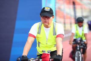 BIB: 
                            <button type="button" onclick="openModal(4597878)" class="btn btn-primary btn-sm float-right btn-popup" data-toggle="modal" data-target=".modal-high-quality">
                        <i class="fas fa-shopping-cart"></i> Add to Cart
                    </button>
                                            <button type="button" onclick="isThisMe(4597878, true)" class="btn btn-success btn-sm float-right btn-popup btn-isme hidden" data-toggle="tooltip" data-placement="bottom" title="นี่คือรูปของคุณใช่ไหม คลิกที่นี่เพื่อเอาเข้าอัลบั้ม">
                        <i class="fas fa-plus"></i> Add to album
                    </button>
                    <button type="button" onclick="isThisMe(4597878, false)" class="btn btn-warning btn-sm float-right btn-popup btn-isnotme hidden">
                        <i class="fas fa-ban"></i> Remove from album
                    </button>