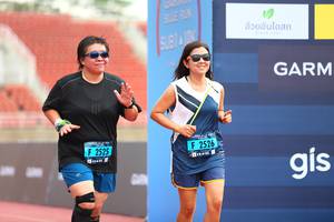 BIB: 2525, 2526
                            <button type="button" onclick="openModal(4597244)" class="btn btn-primary btn-sm float-right btn-popup" data-toggle="modal" data-target=".modal-high-quality">
                        <i class="fas fa-shopping-cart"></i> Add to Cart
                    </button>
                                            <button type="button" onclick="isThisMe(4597244, true)" class="btn btn-success btn-sm float-right btn-popup btn-isme hidden" data-toggle="tooltip" data-placement="bottom" title="นี่คือรูปของคุณใช่ไหม คลิกที่นี่เพื่อเอาเข้าอัลบั้ม">
                        <i class="fas fa-plus"></i> Add to album
                    </button>
                    <button type="button" onclick="isThisMe(4597244, false)" class="btn btn-warning btn-sm float-right btn-popup btn-isnotme hidden">
                        <i class="fas fa-ban"></i> Remove from album
                    </button>