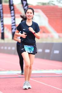 BIB: 1907
                            <button type="button" onclick="openModal(4595189)" class="btn btn-primary btn-sm float-right btn-popup" data-toggle="modal" data-target=".modal-high-quality">
                        <i class="fas fa-shopping-cart"></i> Add to Cart
                    </button>
                                            <button type="button" onclick="isThisMe(4595189, true)" class="btn btn-success btn-sm float-right btn-popup btn-isme hidden" data-toggle="tooltip" data-placement="bottom" title="นี่คือรูปของคุณใช่ไหม คลิกที่นี่เพื่อเอาเข้าอัลบั้ม">
                        <i class="fas fa-plus"></i> Add to album
                    </button>
                    <button type="button" onclick="isThisMe(4595189, false)" class="btn btn-warning btn-sm float-right btn-popup btn-isnotme hidden">
                        <i class="fas fa-ban"></i> Remove from album
                    </button>