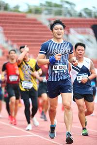 BIB: 6914, 
                            <button type="button" onclick="openModal(4577684)" class="btn btn-primary btn-sm float-right btn-popup" data-toggle="modal" data-target=".modal-high-quality">
                        <i class="fas fa-shopping-cart"></i> Add to Cart
                    </button>
                                            <button type="button" onclick="isThisMe(4577684, true)" class="btn btn-success btn-sm float-right btn-popup btn-isme hidden" data-toggle="tooltip" data-placement="bottom" title="นี่คือรูปของคุณใช่ไหม คลิกที่นี่เพื่อเอาเข้าอัลบั้ม">
                        <i class="fas fa-plus"></i> Add to album
                    </button>
                    <button type="button" onclick="isThisMe(4577684, false)" class="btn btn-warning btn-sm float-right btn-popup btn-isnotme hidden">
                        <i class="fas fa-ban"></i> Remove from album
                    </button>