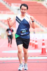 BIB: 9922
                            <button type="button" onclick="openModal(4595311)" class="btn btn-primary btn-sm float-right btn-popup" data-toggle="modal" data-target=".modal-high-quality">
                        <i class="fas fa-shopping-cart"></i> Add to Cart
                    </button>
                                            <button type="button" onclick="isThisMe(4595311, true)" class="btn btn-success btn-sm float-right btn-popup btn-isme hidden" data-toggle="tooltip" data-placement="bottom" title="นี่คือรูปของคุณใช่ไหม คลิกที่นี่เพื่อเอาเข้าอัลบั้ม">
                        <i class="fas fa-plus"></i> Add to album
                    </button>
                    <button type="button" onclick="isThisMe(4595311, false)" class="btn btn-warning btn-sm float-right btn-popup btn-isnotme hidden">
                        <i class="fas fa-ban"></i> Remove from album
                    </button>