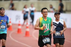 BIB: 8477, 717
                            <button type="button" onclick="openModal(4569593)" class="btn btn-primary btn-sm float-right btn-popup" data-toggle="modal" data-target=".modal-high-quality">
                        <i class="fas fa-shopping-cart"></i> Add to Cart
                    </button>
                                            <button type="button" onclick="isThisMe(4569593, true)" class="btn btn-success btn-sm float-right btn-popup btn-isme hidden" data-toggle="tooltip" data-placement="bottom" title="นี่คือรูปของคุณใช่ไหม คลิกที่นี่เพื่อเอาเข้าอัลบั้ม">
                        <i class="fas fa-plus"></i> Add to album
                    </button>
                    <button type="button" onclick="isThisMe(4569593, false)" class="btn btn-warning btn-sm float-right btn-popup btn-isnotme hidden">
                        <i class="fas fa-ban"></i> Remove from album
                    </button>