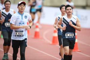 BIB: 8252, 5750
                            <button type="button" onclick="openModal(4571296)" class="btn btn-primary btn-sm float-right btn-popup" data-toggle="modal" data-target=".modal-high-quality">
                        <i class="fas fa-shopping-cart"></i> Add to Cart
                    </button>
                                            <button type="button" onclick="isThisMe(4571296, true)" class="btn btn-success btn-sm float-right btn-popup btn-isme hidden" data-toggle="tooltip" data-placement="bottom" title="นี่คือรูปของคุณใช่ไหม คลิกที่นี่เพื่อเอาเข้าอัลบั้ม">
                        <i class="fas fa-plus"></i> Add to album
                    </button>
                    <button type="button" onclick="isThisMe(4571296, false)" class="btn btn-warning btn-sm float-right btn-popup btn-isnotme hidden">
                        <i class="fas fa-ban"></i> Remove from album
                    </button>