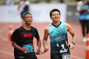 BIB: 2647, 5159
                            <button type="button" onclick="openModal(4576906)" class="btn btn-primary btn-sm float-right btn-popup" data-toggle="modal" data-target=".modal-high-quality">
                        <i class="fas fa-shopping-cart"></i> Add to Cart
                    </button>
                                            <button type="button" onclick="isThisMe(4576906, true)" class="btn btn-success btn-sm float-right btn-popup btn-isme hidden" data-toggle="tooltip" data-placement="bottom" title="นี่คือรูปของคุณใช่ไหม คลิกที่นี่เพื่อเอาเข้าอัลบั้ม">
                        <i class="fas fa-plus"></i> Add to album
                    </button>
                    <button type="button" onclick="isThisMe(4576906, false)" class="btn btn-warning btn-sm float-right btn-popup btn-isnotme hidden">
                        <i class="fas fa-ban"></i> Remove from album
                    </button>