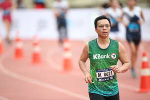 BIB: 8621
                            <button type="button" onclick="openModal(4576218)" class="btn btn-primary btn-sm float-right btn-popup" data-toggle="modal" data-target=".modal-high-quality">
                        <i class="fas fa-shopping-cart"></i> Add to Cart
                    </button>
                                            <button type="button" onclick="isThisMe(4576218, true)" class="btn btn-success btn-sm float-right btn-popup btn-isme hidden" data-toggle="tooltip" data-placement="bottom" title="นี่คือรูปของคุณใช่ไหม คลิกที่นี่เพื่อเอาเข้าอัลบั้ม">
                        <i class="fas fa-plus"></i> Add to album
                    </button>
                    <button type="button" onclick="isThisMe(4576218, false)" class="btn btn-warning btn-sm float-right btn-popup btn-isnotme hidden">
                        <i class="fas fa-ban"></i> Remove from album
                    </button>