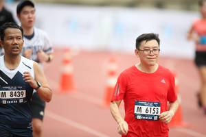 BIB: 8439, 6153
                            <button type="button" onclick="openModal(4573425)" class="btn btn-primary btn-sm float-right btn-popup" data-toggle="modal" data-target=".modal-high-quality">
                        <i class="fas fa-shopping-cart"></i> Add to Cart
                    </button>
                                            <button type="button" onclick="isThisMe(4573425, true)" class="btn btn-success btn-sm float-right btn-popup btn-isme hidden" data-toggle="tooltip" data-placement="bottom" title="นี่คือรูปของคุณใช่ไหม คลิกที่นี่เพื่อเอาเข้าอัลบั้ม">
                        <i class="fas fa-plus"></i> Add to album
                    </button>
                    <button type="button" onclick="isThisMe(4573425, false)" class="btn btn-warning btn-sm float-right btn-popup btn-isnotme hidden">
                        <i class="fas fa-ban"></i> Remove from album
                    </button>