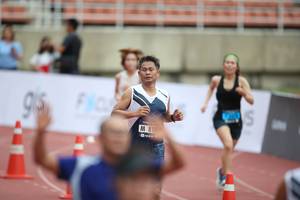 BIB: 915
                            <button type="button" onclick="openModal(4568131)" class="btn btn-primary btn-sm float-right btn-popup" data-toggle="modal" data-target=".modal-high-quality">
                        <i class="fas fa-shopping-cart"></i> Add to Cart
                    </button>
                                            <button type="button" onclick="isThisMe(4568131, true)" class="btn btn-success btn-sm float-right btn-popup btn-isme hidden" data-toggle="tooltip" data-placement="bottom" title="นี่คือรูปของคุณใช่ไหม คลิกที่นี่เพื่อเอาเข้าอัลบั้ม">
                        <i class="fas fa-plus"></i> Add to album
                    </button>
                    <button type="button" onclick="isThisMe(4568131, false)" class="btn btn-warning btn-sm float-right btn-popup btn-isnotme hidden">
                        <i class="fas fa-ban"></i> Remove from album
                    </button>