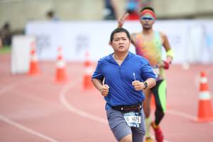 BIB: 6575
                            <button type="button" onclick="openModal(4576302)" class="btn btn-primary btn-sm float-right btn-popup" data-toggle="modal" data-target=".modal-high-quality">
                        <i class="fas fa-shopping-cart"></i> Add to Cart
                    </button>
                                            <button type="button" onclick="isThisMe(4576302, true)" class="btn btn-success btn-sm float-right btn-popup btn-isme hidden" data-toggle="tooltip" data-placement="bottom" title="นี่คือรูปของคุณใช่ไหม คลิกที่นี่เพื่อเอาเข้าอัลบั้ม">
                        <i class="fas fa-plus"></i> Add to album
                    </button>
                    <button type="button" onclick="isThisMe(4576302, false)" class="btn btn-warning btn-sm float-right btn-popup btn-isnotme hidden">
                        <i class="fas fa-ban"></i> Remove from album
                    </button>