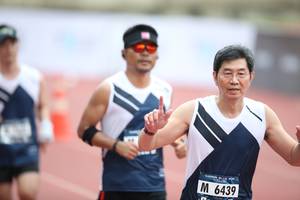 BIB: 6439
                            <button type="button" onclick="openModal(4573896)" class="btn btn-primary btn-sm float-right btn-popup" data-toggle="modal" data-target=".modal-high-quality">
                        <i class="fas fa-shopping-cart"></i> Add to Cart
                    </button>
                                            <button type="button" onclick="isThisMe(4573896, true)" class="btn btn-success btn-sm float-right btn-popup btn-isme hidden" data-toggle="tooltip" data-placement="bottom" title="นี่คือรูปของคุณใช่ไหม คลิกที่นี่เพื่อเอาเข้าอัลบั้ม">
                        <i class="fas fa-plus"></i> Add to album
                    </button>
                    <button type="button" onclick="isThisMe(4573896, false)" class="btn btn-warning btn-sm float-right btn-popup btn-isnotme hidden">
                        <i class="fas fa-ban"></i> Remove from album
                    </button>