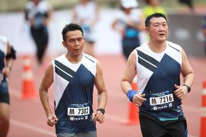 BIB: 7216, 7302
                            <button type="button" onclick="openModal(4575464)" class="btn btn-primary btn-sm float-right btn-popup" data-toggle="modal" data-target=".modal-high-quality">
                        <i class="fas fa-shopping-cart"></i> Add to Cart
                    </button>
                                            <button type="button" onclick="isThisMe(4575464, true)" class="btn btn-success btn-sm float-right btn-popup btn-isme hidden" data-toggle="tooltip" data-placement="bottom" title="นี่คือรูปของคุณใช่ไหม คลิกที่นี่เพื่อเอาเข้าอัลบั้ม">
                        <i class="fas fa-plus"></i> Add to album
                    </button>
                    <button type="button" onclick="isThisMe(4575464, false)" class="btn btn-warning btn-sm float-right btn-popup btn-isnotme hidden">
                        <i class="fas fa-ban"></i> Remove from album
                    </button>