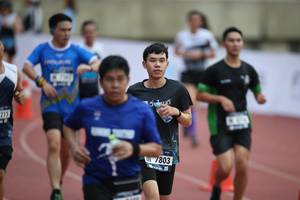 BIB: 215, 7803
                            <button type="button" onclick="openModal(4567361)" class="btn btn-primary btn-sm float-right btn-popup" data-toggle="modal" data-target=".modal-high-quality">
                        <i class="fas fa-shopping-cart"></i> Add to Cart
                    </button>
                                            <button type="button" onclick="isThisMe(4567361, true)" class="btn btn-success btn-sm float-right btn-popup btn-isme hidden" data-toggle="tooltip" data-placement="bottom" title="นี่คือรูปของคุณใช่ไหม คลิกที่นี่เพื่อเอาเข้าอัลบั้ม">
                        <i class="fas fa-plus"></i> Add to album
                    </button>
                    <button type="button" onclick="isThisMe(4567361, false)" class="btn btn-warning btn-sm float-right btn-popup btn-isnotme hidden">
                        <i class="fas fa-ban"></i> Remove from album
                    </button>