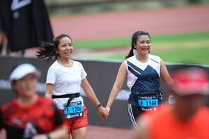 BIB: 1144, 1206
                            <button type="button" onclick="openModal(4576775)" class="btn btn-primary btn-sm float-right btn-popup" data-toggle="modal" data-target=".modal-high-quality">
                        <i class="fas fa-shopping-cart"></i> Add to Cart
                    </button>
                                            <button type="button" onclick="isThisMe(4576775, true)" class="btn btn-success btn-sm float-right btn-popup btn-isme hidden" data-toggle="tooltip" data-placement="bottom" title="นี่คือรูปของคุณใช่ไหม คลิกที่นี่เพื่อเอาเข้าอัลบั้ม">
                        <i class="fas fa-plus"></i> Add to album
                    </button>
                    <button type="button" onclick="isThisMe(4576775, false)" class="btn btn-warning btn-sm float-right btn-popup btn-isnotme hidden">
                        <i class="fas fa-ban"></i> Remove from album
                    </button>