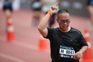 BIB: 8041
                            <button type="button" onclick="openModal(4576833)" class="btn btn-primary btn-sm float-right btn-popup" data-toggle="modal" data-target=".modal-high-quality">
                        <i class="fas fa-shopping-cart"></i> Add to Cart
                    </button>
                                            <button type="button" onclick="isThisMe(4576833, true)" class="btn btn-success btn-sm float-right btn-popup btn-isme hidden" data-toggle="tooltip" data-placement="bottom" title="นี่คือรูปของคุณใช่ไหม คลิกที่นี่เพื่อเอาเข้าอัลบั้ม">
                        <i class="fas fa-plus"></i> Add to album
                    </button>
                    <button type="button" onclick="isThisMe(4576833, false)" class="btn btn-warning btn-sm float-right btn-popup btn-isnotme hidden">
                        <i class="fas fa-ban"></i> Remove from album
                    </button>