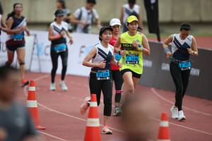 BIB: 017, 1646, 1406
                            <button type="button" onclick="openModal(4567672)" class="btn btn-primary btn-sm float-right btn-popup" data-toggle="modal" data-target=".modal-high-quality">
                        <i class="fas fa-shopping-cart"></i> Add to Cart
                    </button>
                                            <button type="button" onclick="isThisMe(4567672, true)" class="btn btn-success btn-sm float-right btn-popup btn-isme hidden" data-toggle="tooltip" data-placement="bottom" title="นี่คือรูปของคุณใช่ไหม คลิกที่นี่เพื่อเอาเข้าอัลบั้ม">
                        <i class="fas fa-plus"></i> Add to album
                    </button>
                    <button type="button" onclick="isThisMe(4567672, false)" class="btn btn-warning btn-sm float-right btn-popup btn-isnotme hidden">
                        <i class="fas fa-ban"></i> Remove from album
                    </button>