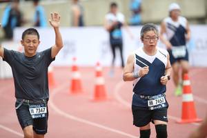 BIB: 7347, 7457
                            <button type="button" onclick="openModal(4575729)" class="btn btn-primary btn-sm float-right btn-popup" data-toggle="modal" data-target=".modal-high-quality">
                        <i class="fas fa-shopping-cart"></i> Add to Cart
                    </button>
                                            <button type="button" onclick="isThisMe(4575729, true)" class="btn btn-success btn-sm float-right btn-popup btn-isme hidden" data-toggle="tooltip" data-placement="bottom" title="นี่คือรูปของคุณใช่ไหม คลิกที่นี่เพื่อเอาเข้าอัลบั้ม">
                        <i class="fas fa-plus"></i> Add to album
                    </button>
                    <button type="button" onclick="isThisMe(4575729, false)" class="btn btn-warning btn-sm float-right btn-popup btn-isnotme hidden">
                        <i class="fas fa-ban"></i> Remove from album
                    </button>