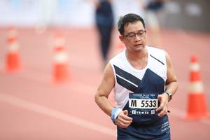 BIB: 5533
                            <button type="button" onclick="openModal(4576286)" class="btn btn-primary btn-sm float-right btn-popup" data-toggle="modal" data-target=".modal-high-quality">
                        <i class="fas fa-shopping-cart"></i> Add to Cart
                    </button>
                                            <button type="button" onclick="isThisMe(4576286, true)" class="btn btn-success btn-sm float-right btn-popup btn-isme hidden" data-toggle="tooltip" data-placement="bottom" title="นี่คือรูปของคุณใช่ไหม คลิกที่นี่เพื่อเอาเข้าอัลบั้ม">
                        <i class="fas fa-plus"></i> Add to album
                    </button>
                    <button type="button" onclick="isThisMe(4576286, false)" class="btn btn-warning btn-sm float-right btn-popup btn-isnotme hidden">
                        <i class="fas fa-ban"></i> Remove from album
                    </button>