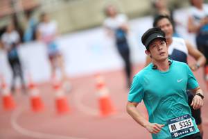 BIB: 5335
                            <button type="button" onclick="openModal(4574974)" class="btn btn-primary btn-sm float-right btn-popup" data-toggle="modal" data-target=".modal-high-quality">
                        <i class="fas fa-shopping-cart"></i> Add to Cart
                    </button>
                                            <button type="button" onclick="isThisMe(4574974, true)" class="btn btn-success btn-sm float-right btn-popup btn-isme hidden" data-toggle="tooltip" data-placement="bottom" title="นี่คือรูปของคุณใช่ไหม คลิกที่นี่เพื่อเอาเข้าอัลบั้ม">
                        <i class="fas fa-plus"></i> Add to album
                    </button>
                    <button type="button" onclick="isThisMe(4574974, false)" class="btn btn-warning btn-sm float-right btn-popup btn-isnotme hidden">
                        <i class="fas fa-ban"></i> Remove from album
                    </button>