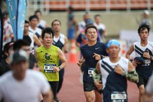 BIB: 545, 776, 575
                            <button type="button" onclick="openModal(4566644)" class="btn btn-primary btn-sm float-right btn-popup" data-toggle="modal" data-target=".modal-high-quality">
                        <i class="fas fa-shopping-cart"></i> Add to Cart
                    </button>
                                            <button type="button" onclick="isThisMe(4566644, true)" class="btn btn-success btn-sm float-right btn-popup btn-isme hidden" data-toggle="tooltip" data-placement="bottom" title="นี่คือรูปของคุณใช่ไหม คลิกที่นี่เพื่อเอาเข้าอัลบั้ม">
                        <i class="fas fa-plus"></i> Add to album
                    </button>
                    <button type="button" onclick="isThisMe(4566644, false)" class="btn btn-warning btn-sm float-right btn-popup btn-isnotme hidden">
                        <i class="fas fa-ban"></i> Remove from album
                    </button>