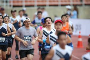 BIB: 6913
                            <button type="button" onclick="openModal(4567192)" class="btn btn-primary btn-sm float-right btn-popup" data-toggle="modal" data-target=".modal-high-quality">
                        <i class="fas fa-shopping-cart"></i> Add to Cart
                    </button>
                                            <button type="button" onclick="isThisMe(4567192, true)" class="btn btn-success btn-sm float-right btn-popup btn-isme hidden" data-toggle="tooltip" data-placement="bottom" title="นี่คือรูปของคุณใช่ไหม คลิกที่นี่เพื่อเอาเข้าอัลบั้ม">
                        <i class="fas fa-plus"></i> Add to album
                    </button>
                    <button type="button" onclick="isThisMe(4567192, false)" class="btn btn-warning btn-sm float-right btn-popup btn-isnotme hidden">
                        <i class="fas fa-ban"></i> Remove from album
                    </button>