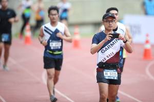 BIB: 5225
                            <button type="button" onclick="openModal(4573969)" class="btn btn-primary btn-sm float-right btn-popup" data-toggle="modal" data-target=".modal-high-quality">
                        <i class="fas fa-shopping-cart"></i> Add to Cart
                    </button>
                                            <button type="button" onclick="isThisMe(4573969, true)" class="btn btn-success btn-sm float-right btn-popup btn-isme hidden" data-toggle="tooltip" data-placement="bottom" title="นี่คือรูปของคุณใช่ไหม คลิกที่นี่เพื่อเอาเข้าอัลบั้ม">
                        <i class="fas fa-plus"></i> Add to album
                    </button>
                    <button type="button" onclick="isThisMe(4573969, false)" class="btn btn-warning btn-sm float-right btn-popup btn-isnotme hidden">
                        <i class="fas fa-ban"></i> Remove from album
                    </button>