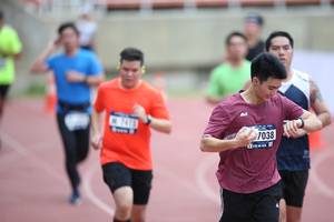 BIB: 7413, 7038
                            <button type="button" onclick="openModal(4573298)" class="btn btn-primary btn-sm float-right btn-popup" data-toggle="modal" data-target=".modal-high-quality">
                        <i class="fas fa-shopping-cart"></i> Add to Cart
                    </button>
                                            <button type="button" onclick="isThisMe(4573298, true)" class="btn btn-success btn-sm float-right btn-popup btn-isme hidden" data-toggle="tooltip" data-placement="bottom" title="นี่คือรูปของคุณใช่ไหม คลิกที่นี่เพื่อเอาเข้าอัลบั้ม">
                        <i class="fas fa-plus"></i> Add to album
                    </button>
                    <button type="button" onclick="isThisMe(4573298, false)" class="btn btn-warning btn-sm float-right btn-popup btn-isnotme hidden">
                        <i class="fas fa-ban"></i> Remove from album
                    </button>