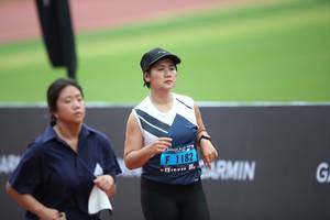 BIB: 1182
                            <button type="button" onclick="openModal(4577043)" class="btn btn-primary btn-sm float-right btn-popup" data-toggle="modal" data-target=".modal-high-quality">
                        <i class="fas fa-shopping-cart"></i> Add to Cart
                    </button>
                                            <button type="button" onclick="isThisMe(4577043, true)" class="btn btn-success btn-sm float-right btn-popup btn-isme hidden" data-toggle="tooltip" data-placement="bottom" title="นี่คือรูปของคุณใช่ไหม คลิกที่นี่เพื่อเอาเข้าอัลบั้ม">
                        <i class="fas fa-plus"></i> Add to album
                    </button>
                    <button type="button" onclick="isThisMe(4577043, false)" class="btn btn-warning btn-sm float-right btn-popup btn-isnotme hidden">
                        <i class="fas fa-ban"></i> Remove from album
                    </button>