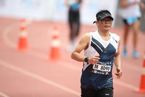 BIB: 8090
                            <button type="button" onclick="openModal(4573902)" class="btn btn-primary btn-sm float-right btn-popup" data-toggle="modal" data-target=".modal-high-quality">
                        <i class="fas fa-shopping-cart"></i> Add to Cart
                    </button>
                                            <button type="button" onclick="isThisMe(4573902, true)" class="btn btn-success btn-sm float-right btn-popup btn-isme hidden" data-toggle="tooltip" data-placement="bottom" title="นี่คือรูปของคุณใช่ไหม คลิกที่นี่เพื่อเอาเข้าอัลบั้ม">
                        <i class="fas fa-plus"></i> Add to album
                    </button>
                    <button type="button" onclick="isThisMe(4573902, false)" class="btn btn-warning btn-sm float-right btn-popup btn-isnotme hidden">
                        <i class="fas fa-ban"></i> Remove from album
                    </button>