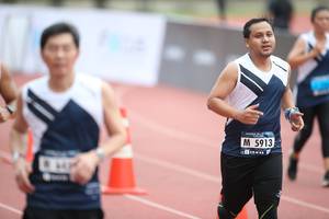 BIB: 5913
                            <button type="button" onclick="openModal(4573893)" class="btn btn-primary btn-sm float-right btn-popup" data-toggle="modal" data-target=".modal-high-quality">
                        <i class="fas fa-shopping-cart"></i> Add to Cart
                    </button>
                                            <button type="button" onclick="isThisMe(4573893, true)" class="btn btn-success btn-sm float-right btn-popup btn-isme hidden" data-toggle="tooltip" data-placement="bottom" title="นี่คือรูปของคุณใช่ไหม คลิกที่นี่เพื่อเอาเข้าอัลบั้ม">
                        <i class="fas fa-plus"></i> Add to album
                    </button>
                    <button type="button" onclick="isThisMe(4573893, false)" class="btn btn-warning btn-sm float-right btn-popup btn-isnotme hidden">
                        <i class="fas fa-ban"></i> Remove from album
                    </button>