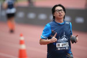 BIB: 6992
                            <button type="button" onclick="openModal(4576807)" class="btn btn-primary btn-sm float-right btn-popup" data-toggle="modal" data-target=".modal-high-quality">
                        <i class="fas fa-shopping-cart"></i> Add to Cart
                    </button>
                                            <button type="button" onclick="isThisMe(4576807, true)" class="btn btn-success btn-sm float-right btn-popup btn-isme hidden" data-toggle="tooltip" data-placement="bottom" title="นี่คือรูปของคุณใช่ไหม คลิกที่นี่เพื่อเอาเข้าอัลบั้ม">
                        <i class="fas fa-plus"></i> Add to album
                    </button>
                    <button type="button" onclick="isThisMe(4576807, false)" class="btn btn-warning btn-sm float-right btn-popup btn-isnotme hidden">
                        <i class="fas fa-ban"></i> Remove from album
                    </button>