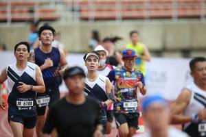 BIB: 6108, 7100
                            <button type="button" onclick="openModal(4567804)" class="btn btn-primary btn-sm float-right btn-popup" data-toggle="modal" data-target=".modal-high-quality">
                        <i class="fas fa-shopping-cart"></i> Add to Cart
                    </button>
                                            <button type="button" onclick="isThisMe(4567804, true)" class="btn btn-success btn-sm float-right btn-popup btn-isme hidden" data-toggle="tooltip" data-placement="bottom" title="นี่คือรูปของคุณใช่ไหม คลิกที่นี่เพื่อเอาเข้าอัลบั้ม">
                        <i class="fas fa-plus"></i> Add to album
                    </button>
                    <button type="button" onclick="isThisMe(4567804, false)" class="btn btn-warning btn-sm float-right btn-popup btn-isnotme hidden">
                        <i class="fas fa-ban"></i> Remove from album
                    </button>