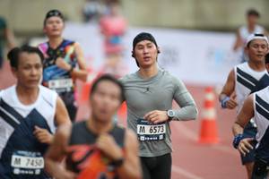 BIB: 6573, 7450
                            <button type="button" onclick="openModal(4567174)" class="btn btn-primary btn-sm float-right btn-popup" data-toggle="modal" data-target=".modal-high-quality">
                        <i class="fas fa-shopping-cart"></i> Add to Cart
                    </button>
                                            <button type="button" onclick="isThisMe(4567174, true)" class="btn btn-success btn-sm float-right btn-popup btn-isme hidden" data-toggle="tooltip" data-placement="bottom" title="นี่คือรูปของคุณใช่ไหม คลิกที่นี่เพื่อเอาเข้าอัลบั้ม">
                        <i class="fas fa-plus"></i> Add to album
                    </button>
                    <button type="button" onclick="isThisMe(4567174, false)" class="btn btn-warning btn-sm float-right btn-popup btn-isnotme hidden">
                        <i class="fas fa-ban"></i> Remove from album
                    </button>