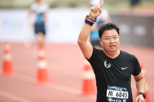 BIB: 6845
                            <button type="button" onclick="openModal(4576661)" class="btn btn-primary btn-sm float-right btn-popup" data-toggle="modal" data-target=".modal-high-quality">
                        <i class="fas fa-shopping-cart"></i> Add to Cart
                    </button>
                                            <button type="button" onclick="isThisMe(4576661, true)" class="btn btn-success btn-sm float-right btn-popup btn-isme hidden" data-toggle="tooltip" data-placement="bottom" title="นี่คือรูปของคุณใช่ไหม คลิกที่นี่เพื่อเอาเข้าอัลบั้ม">
                        <i class="fas fa-plus"></i> Add to album
                    </button>
                    <button type="button" onclick="isThisMe(4576661, false)" class="btn btn-warning btn-sm float-right btn-popup btn-isnotme hidden">
                        <i class="fas fa-ban"></i> Remove from album
                    </button>